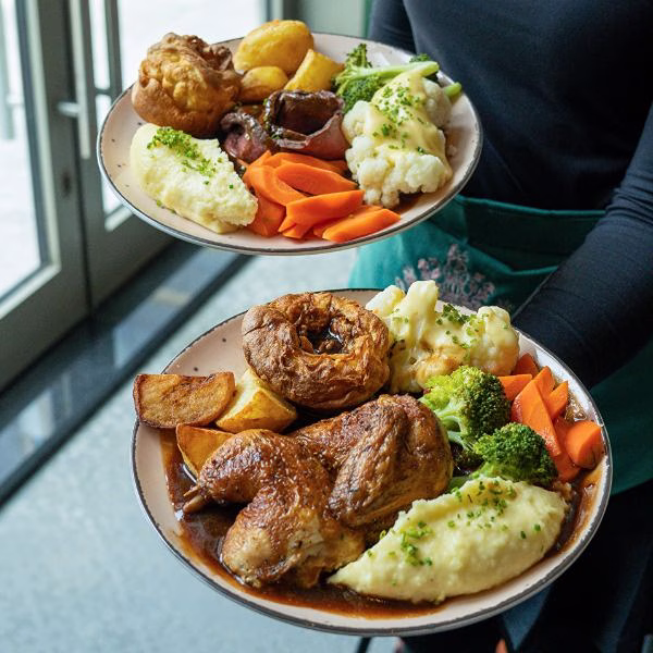 Crown & Lion English Pub in Dubai